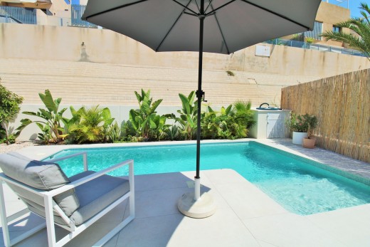 Resale - Villa - La Zenia