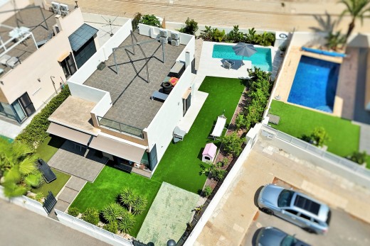 Resale - Villa - La Zenia