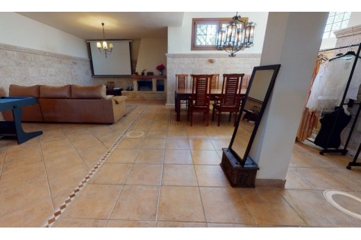 Resale - Villa - Elche