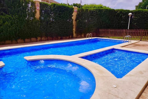 Resale - Apartment - Torrevieja Centro - Torrevieja