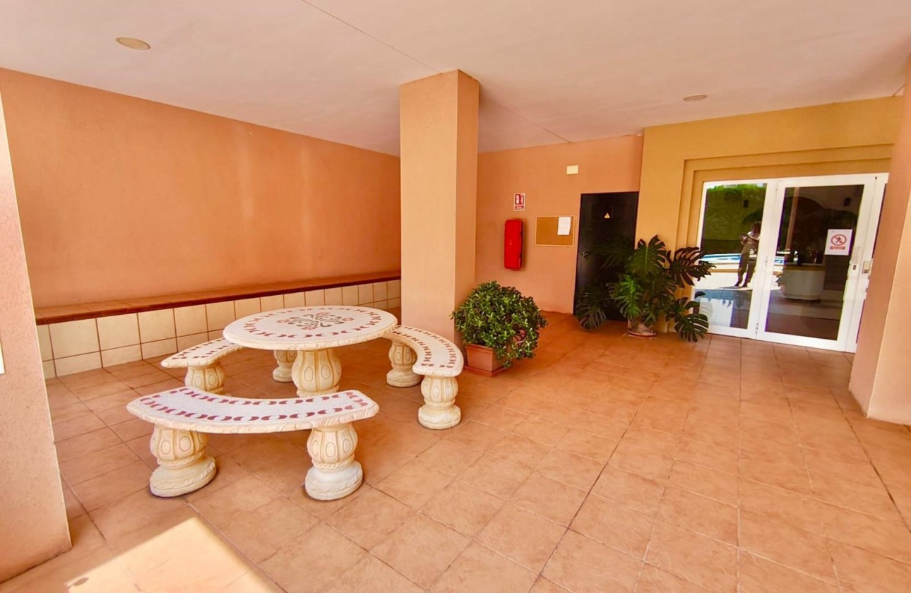 Resale - Apartment - Torrevieja Centro - Torrevieja