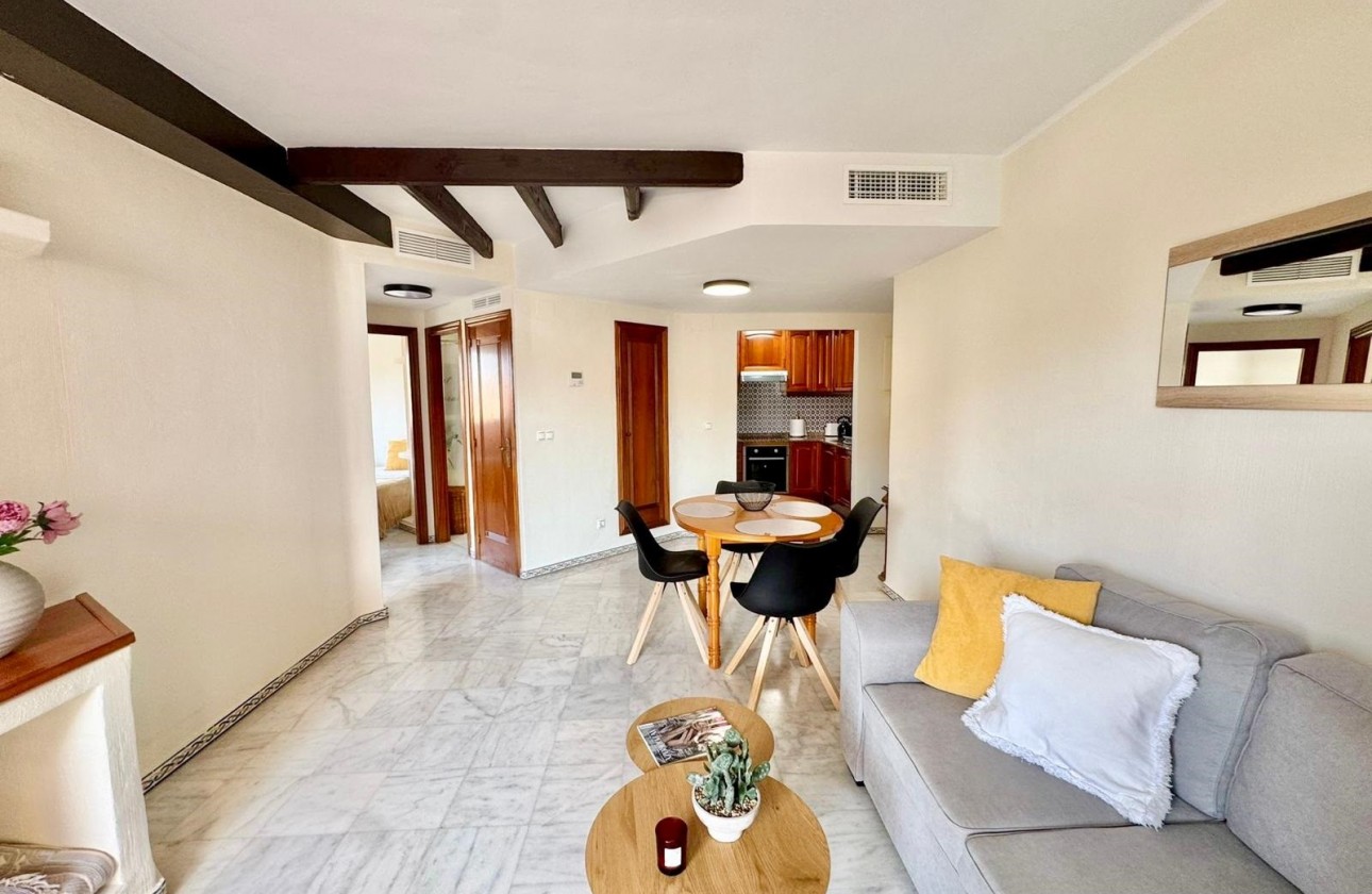 Resale - Apartment - Torrevieja Centro - Torrevieja