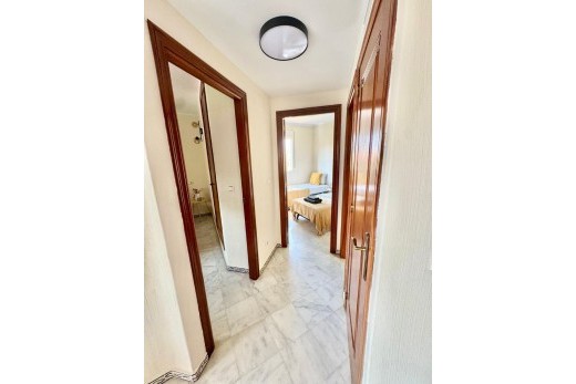 Resale - Apartment - Torrevieja Centro - Torrevieja