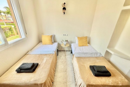 Resale - Apartment - Torrevieja Centro - Torrevieja