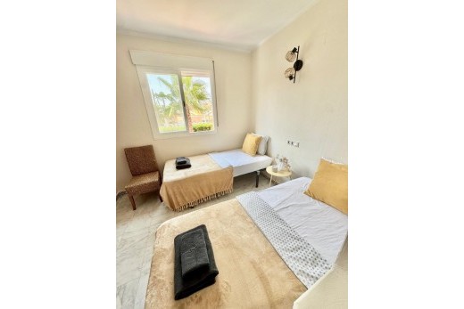 Resale - Apartment - Torrevieja Centro - Torrevieja