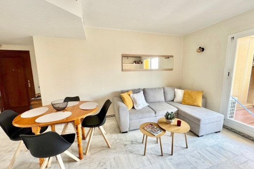 Resale - Apartment - Torrevieja Centro - Torrevieja