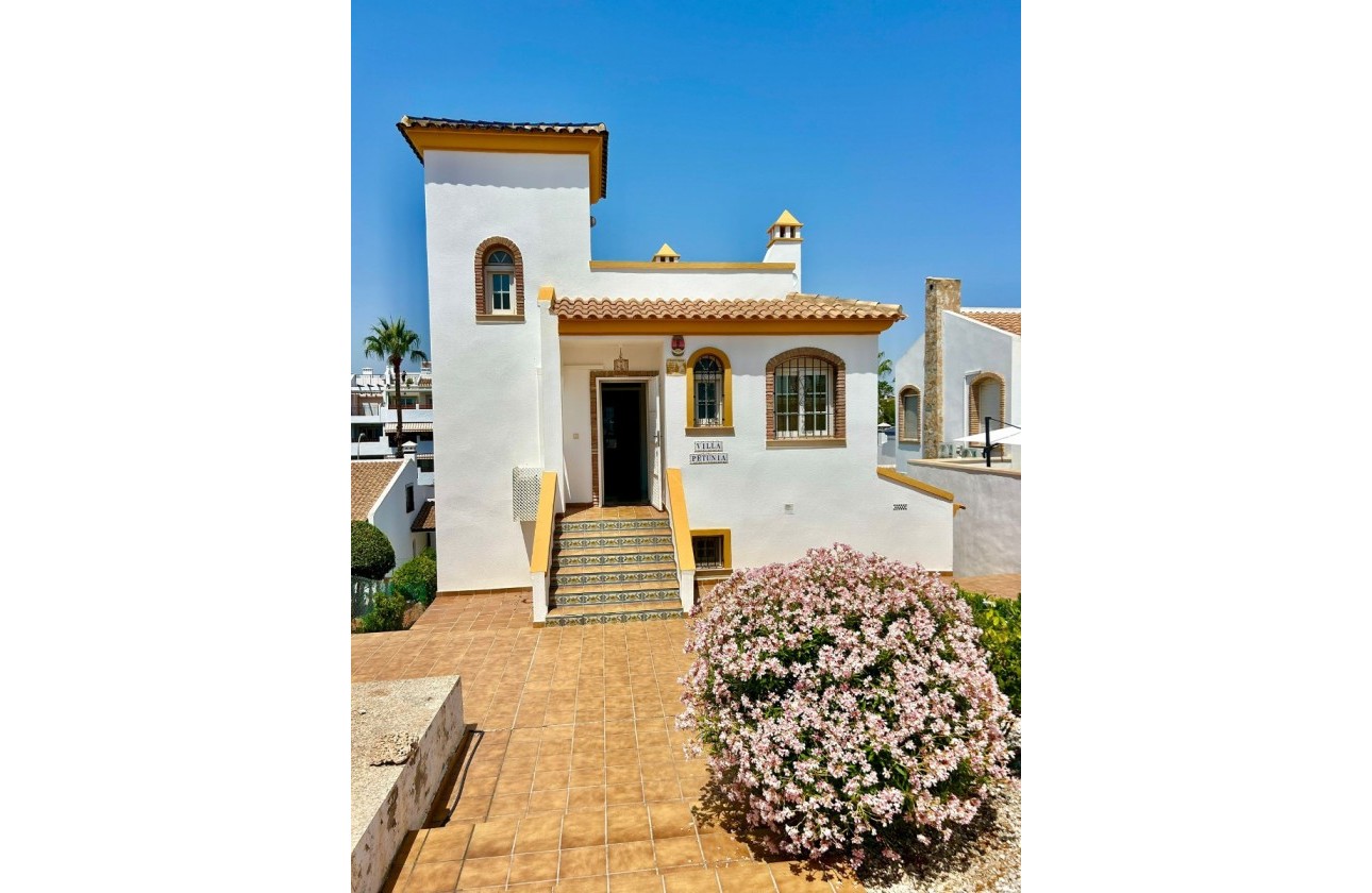 Reventa - Detached Villa - La Fuente