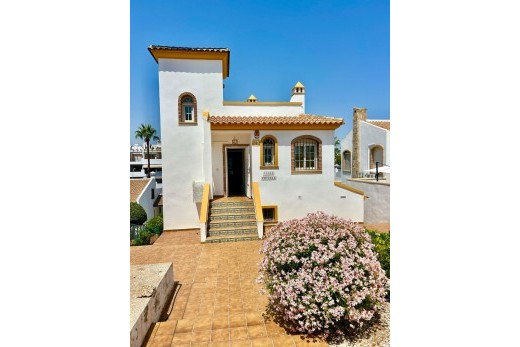 Reventa - Detached Villa - La Fuente
