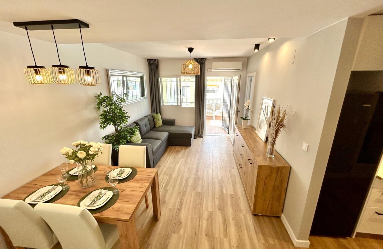 Återförsäljning - Terraced house - Orihuela - Urbanización Perla del Mar