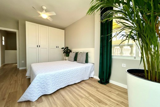 Återförsäljning - Terraced house - Orihuela - Urbanización Perla del Mar