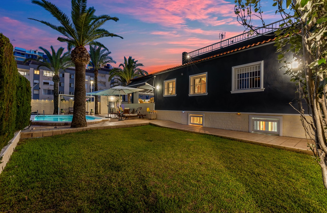 Resale - Villa - Torrevieja - Rocio del Mar