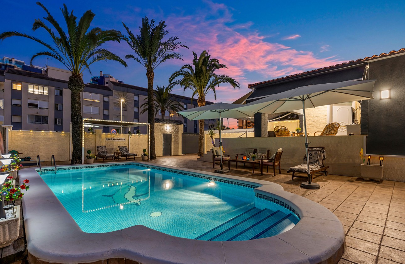 Resale - Villa - Torrevieja - Rocio del Mar