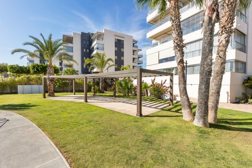Resale - Apartment - Orihuela Costa - Villamartin