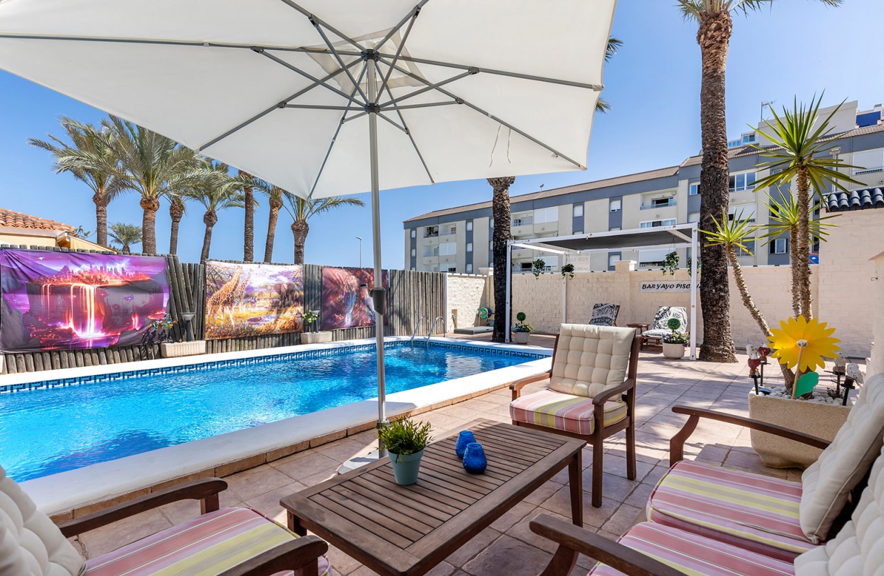 Resale - Villa - Torrevieja - Rocio del Mar