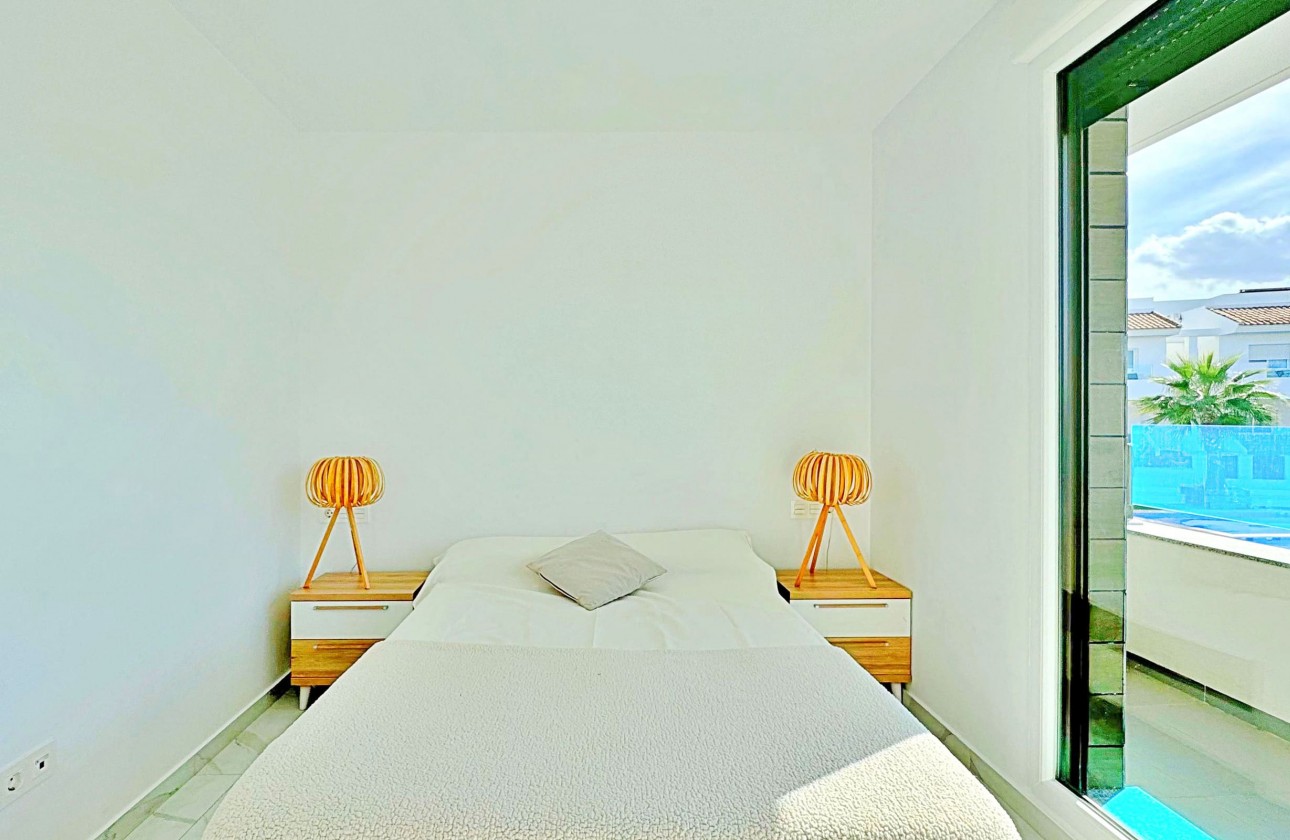 Reventa - Adosado - Torrevieja - Los Balcones