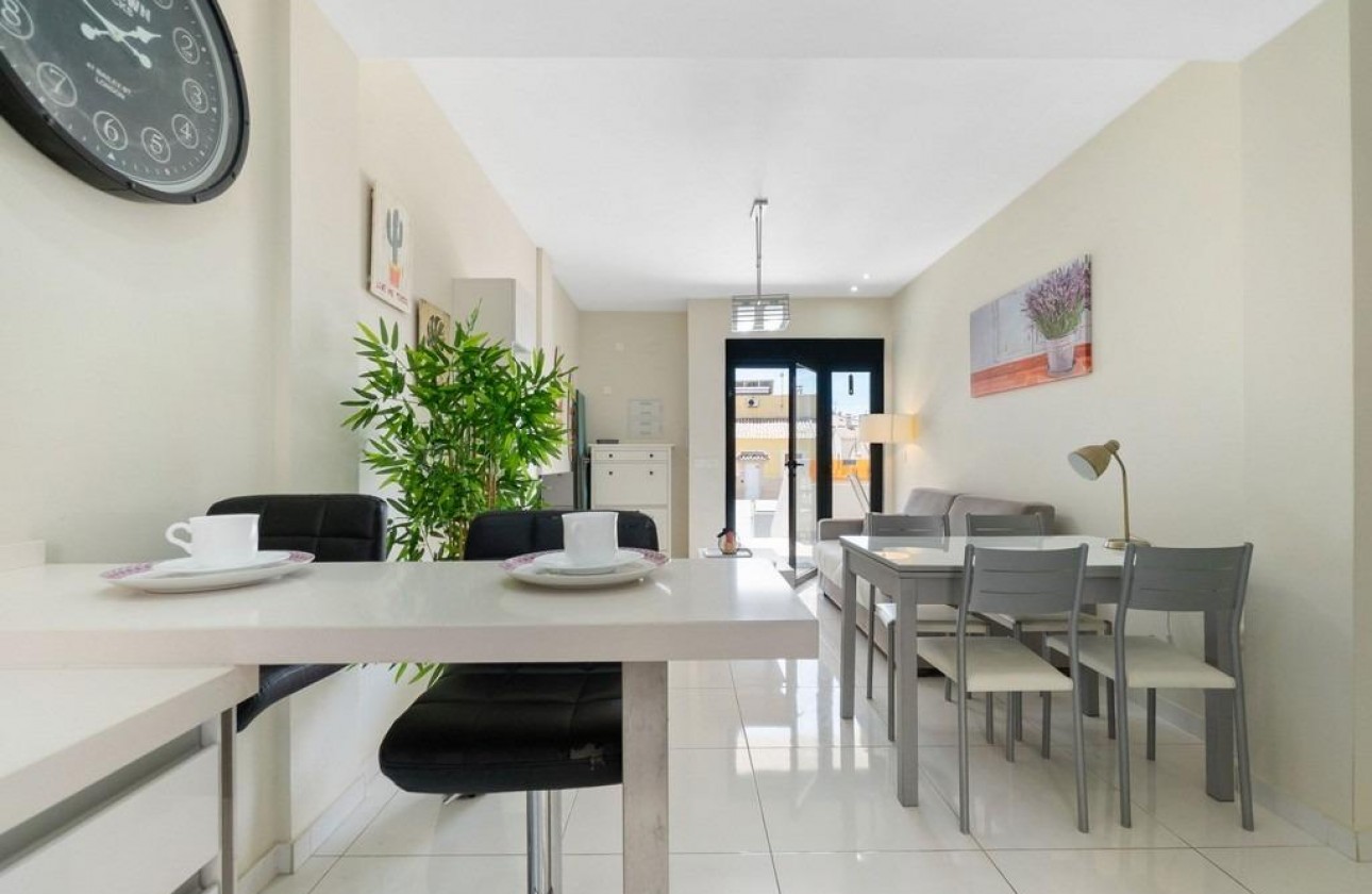 Resale - Apartment - Orihuela Costa - Los Altos