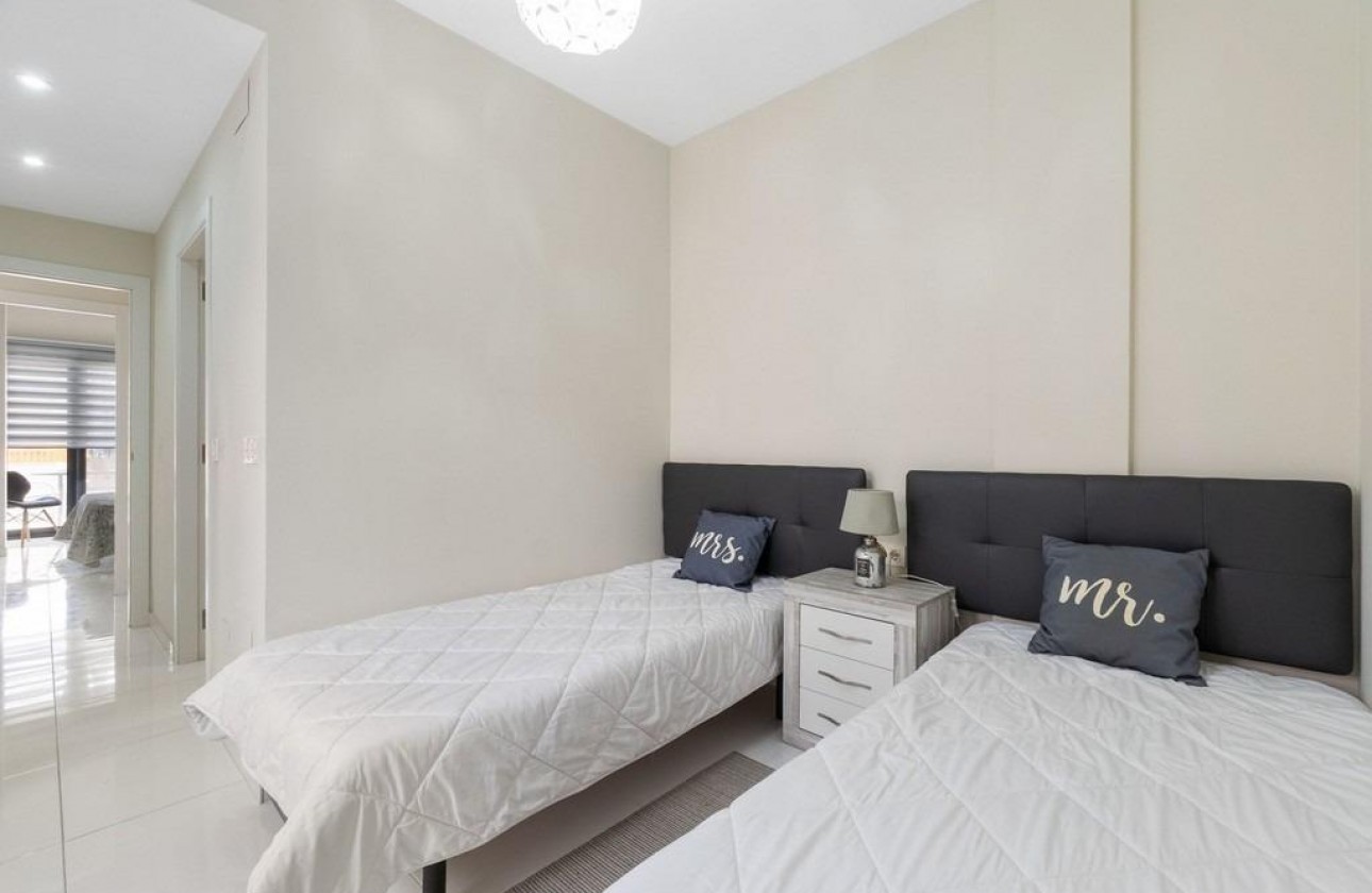 Resale - Apartment - Orihuela Costa - Los Altos