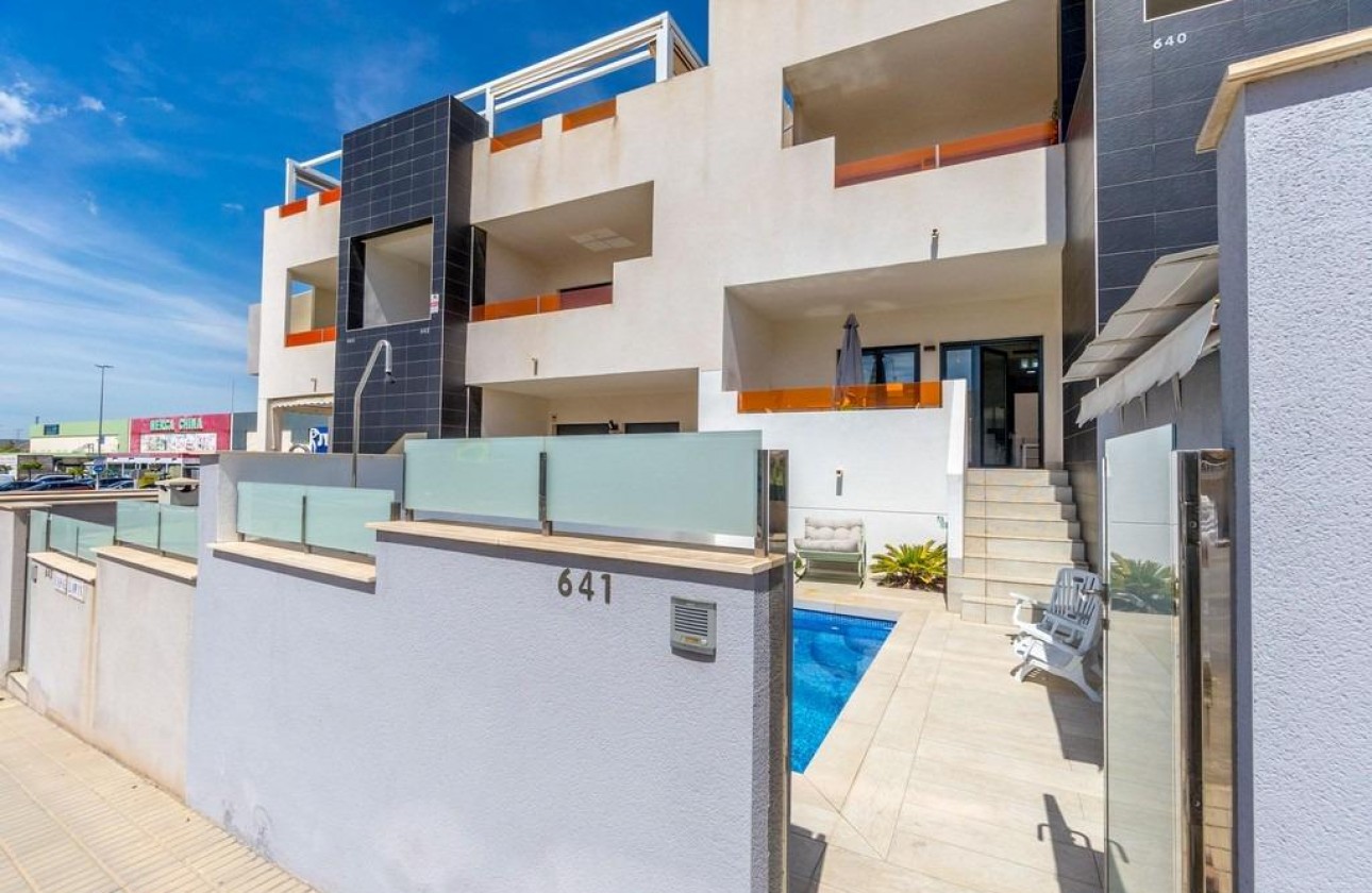 Resale - Apartment - Orihuela Costa - Los Altos