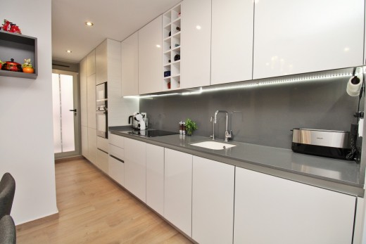 Återförsäljning -  - Villamartin