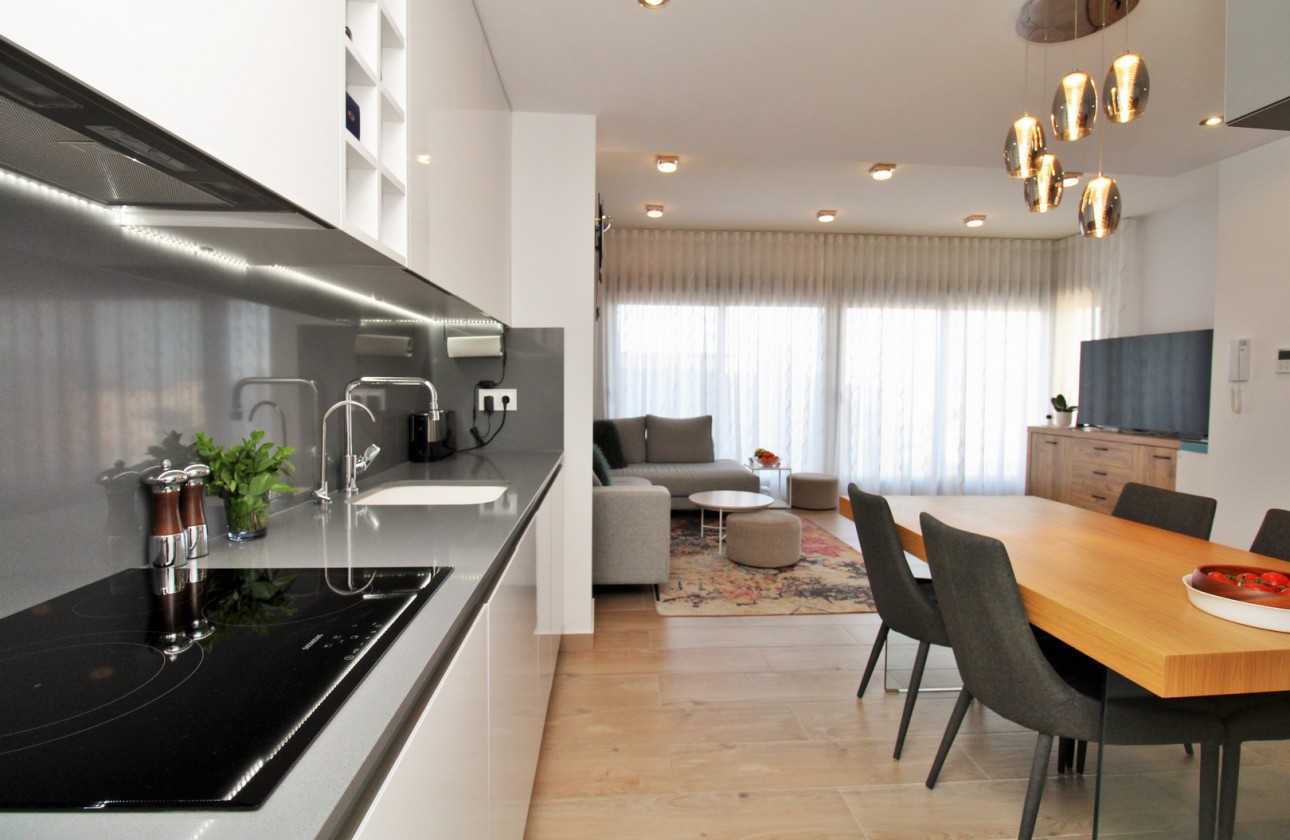 Återförsäljning -  - Villamartin