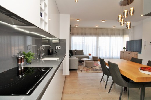 Återförsäljning -  - Villamartin