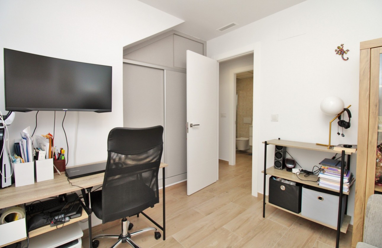 Återförsäljning -  - Villamartin