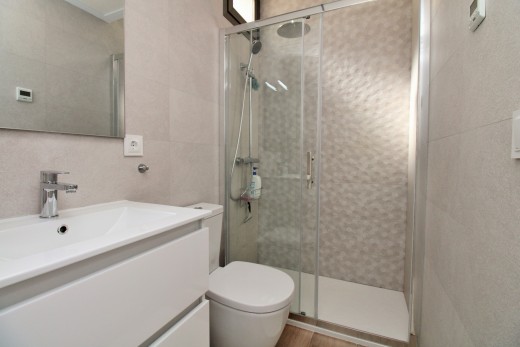 Återförsäljning -  - Villamartin