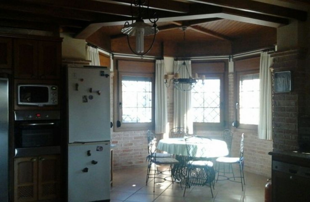 Återförsäljning -  - Elche