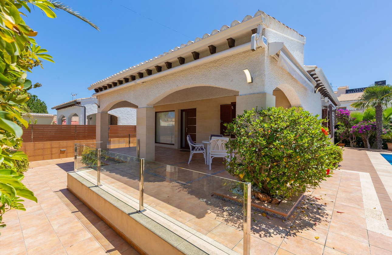 Reventa - Chalet - Orihuela Costa - Punta Prima