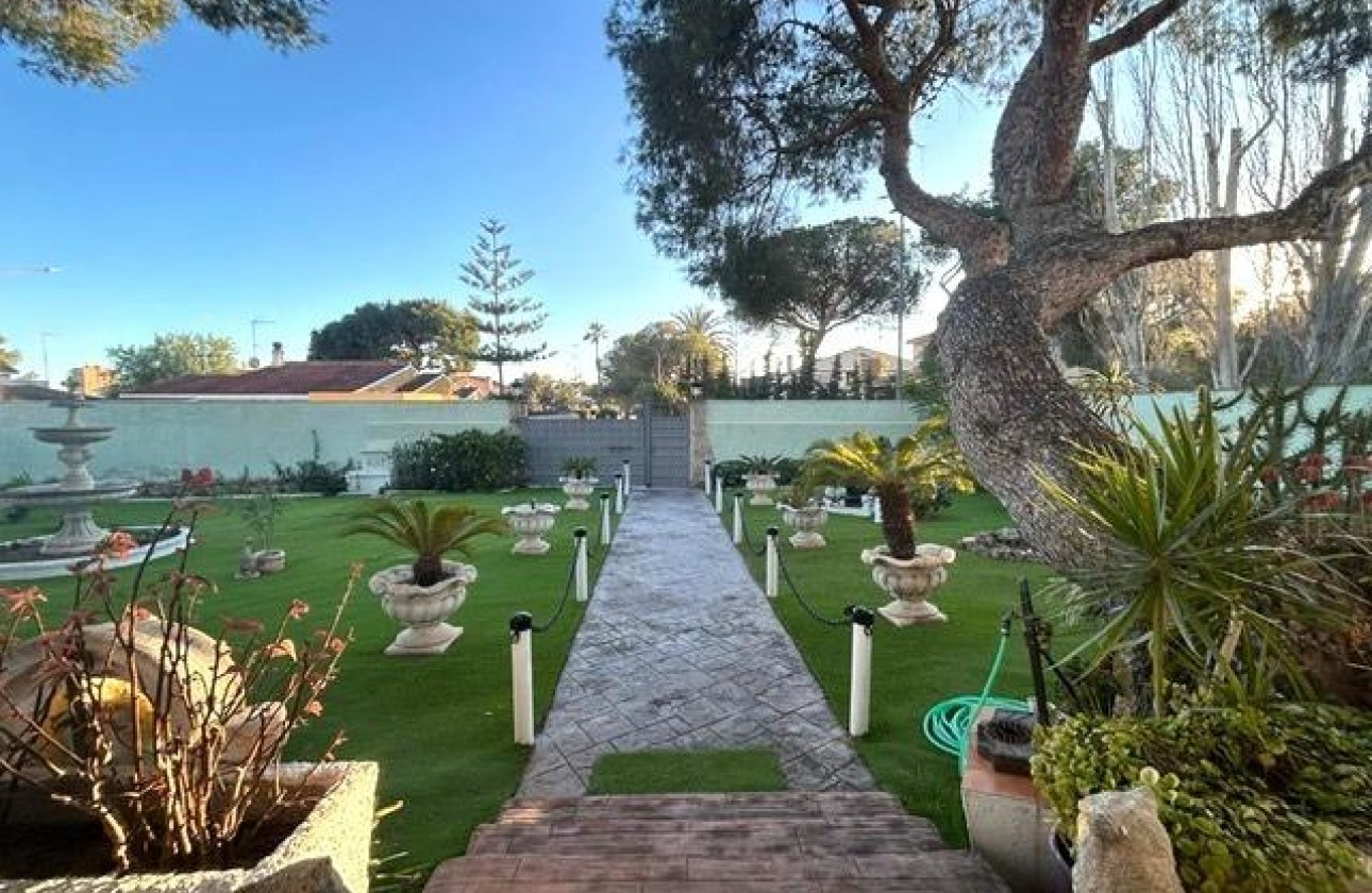 Reventa - Chalet - Orihuela Costa - Altos de Campoamor