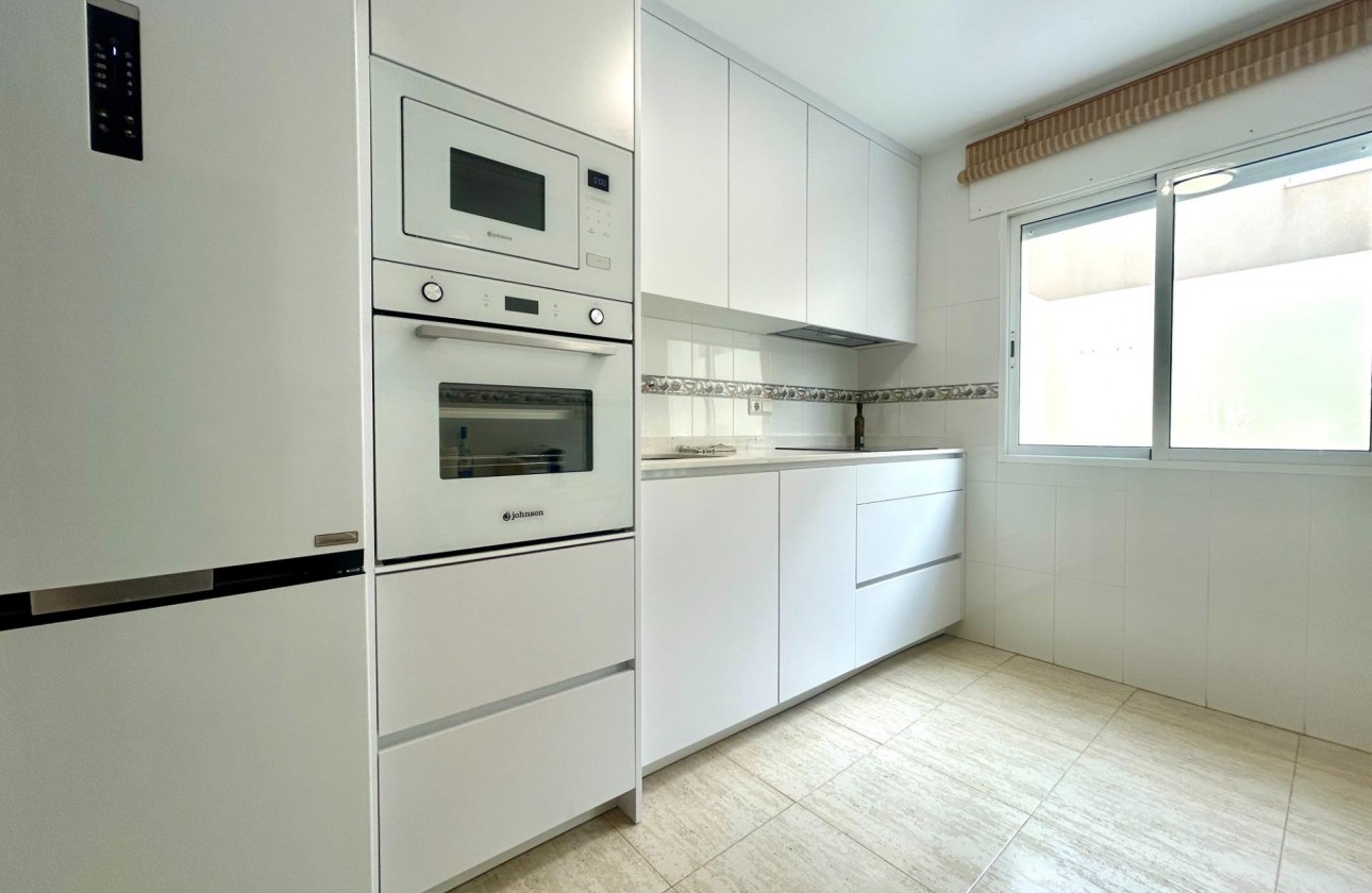 Resale - Terraced house - Orihuela Costa - Campoamor