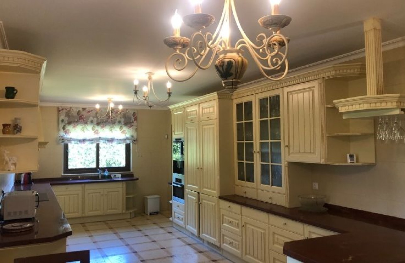 Resale - Villa - Orihuela Costa