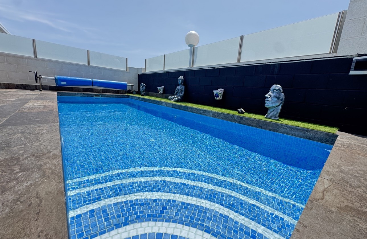 Återförsäljning -  - Villamartin