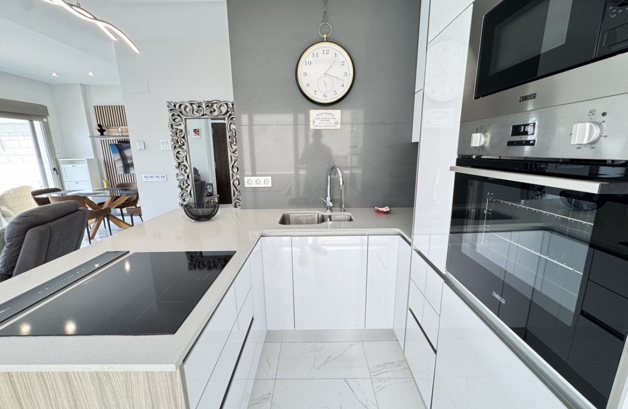 Återförsäljning -  - Villamartin