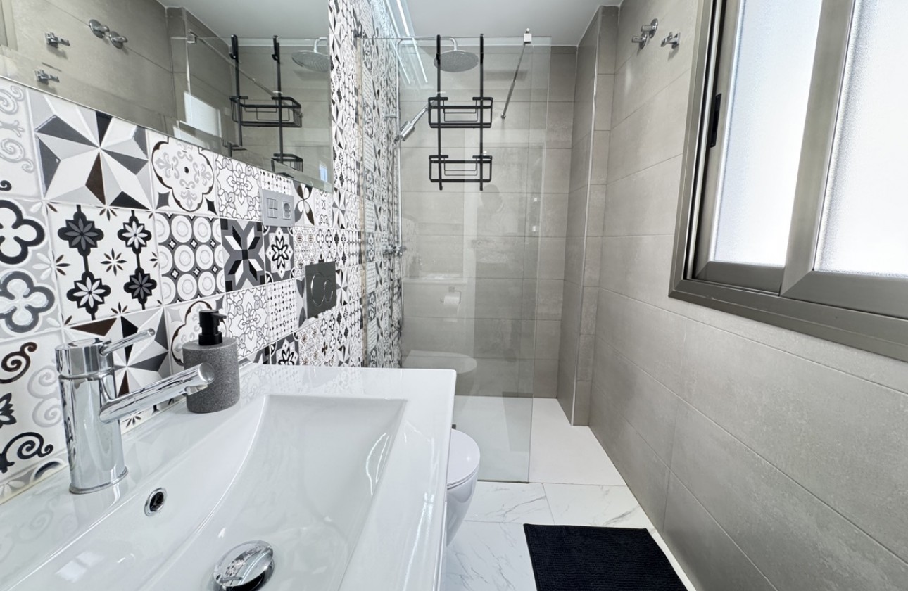 Återförsäljning -  - Villamartin