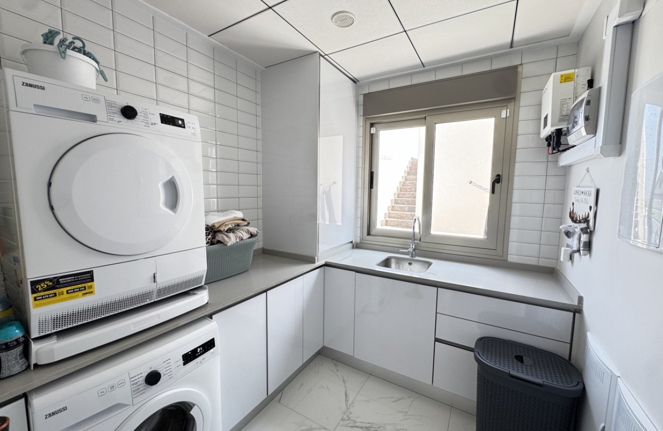 Återförsäljning -  - Villamartin