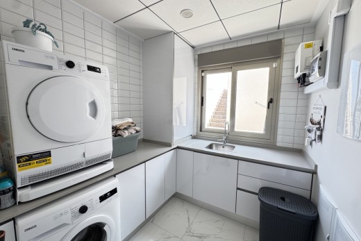 Återförsäljning -  - Villamartin