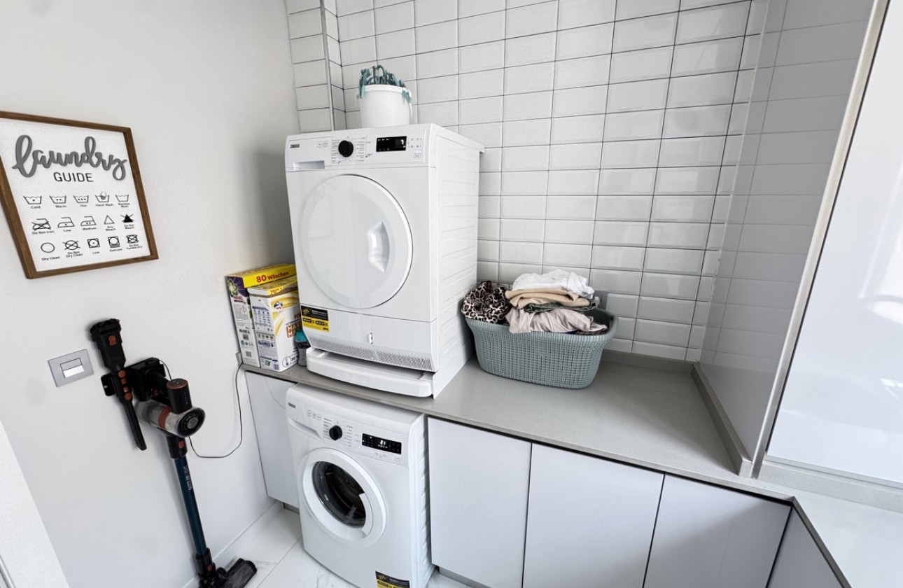 Återförsäljning -  - Villamartin