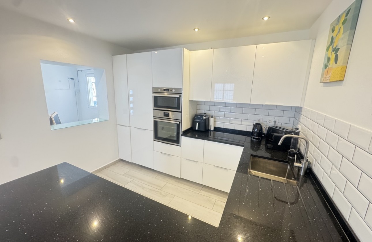 Resale - Villa - Blue Lagoon