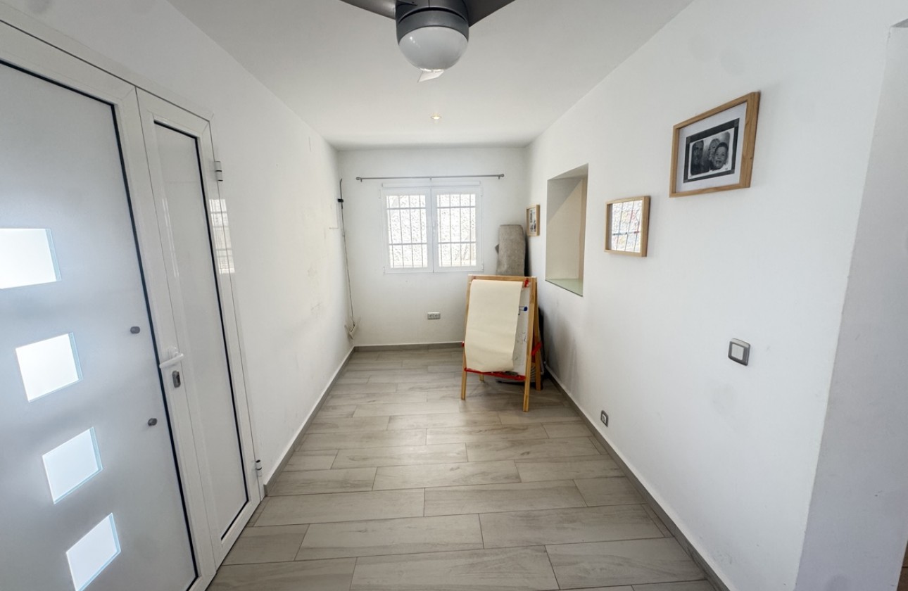 Resale - Villa - Blue Lagoon