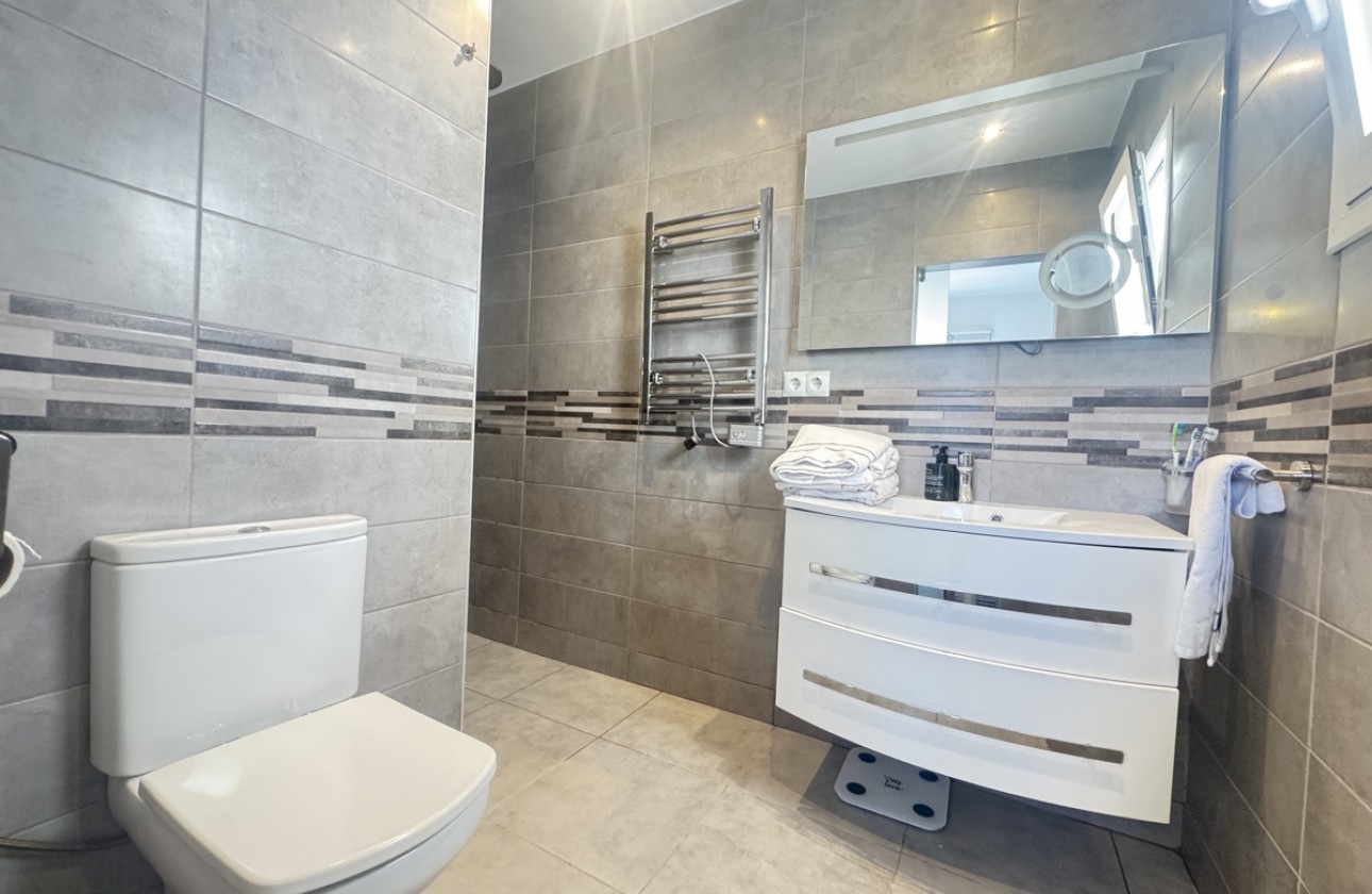 Resale - Villa - Blue Lagoon