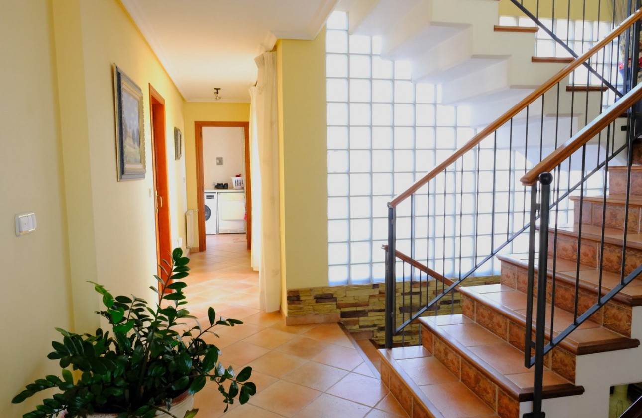 Återförsäljning - finca - Orihuela