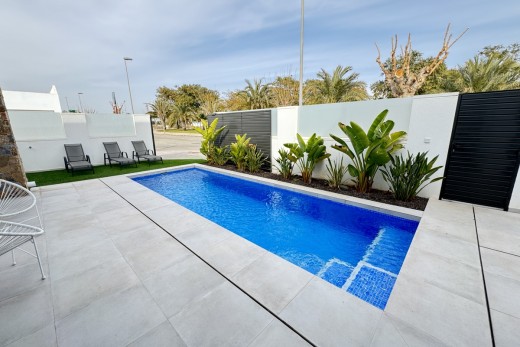 Resale - Villa - Pilar De La Horadada