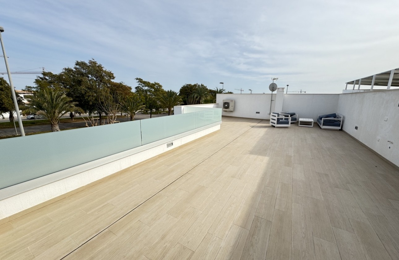 Resale - Villa - Pilar De La Horadada