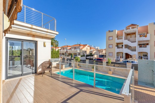 Reventa - Chalet - Orihuela Costa - La Zenia