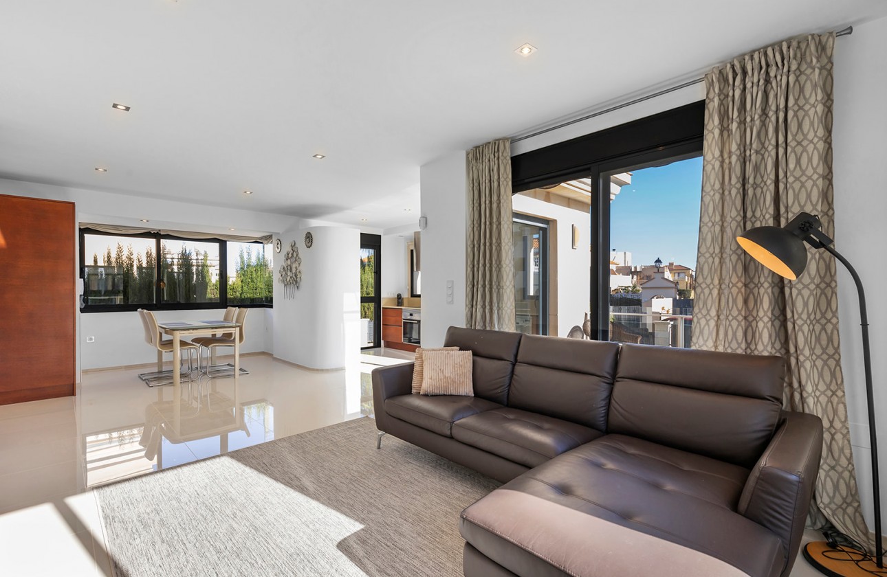 Reventa - Chalet - Orihuela Costa - La Zenia