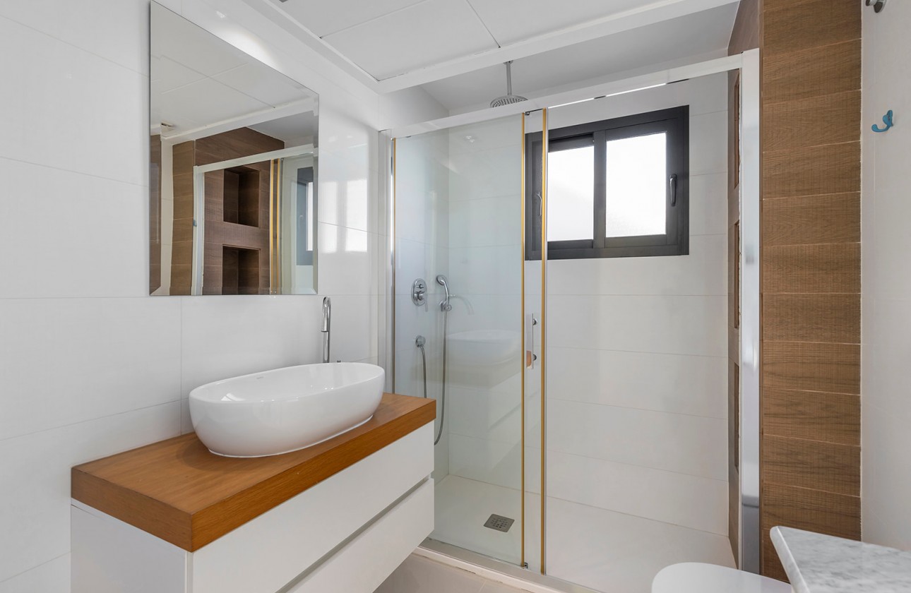 Reventa - Chalet - Orihuela Costa - La Zenia