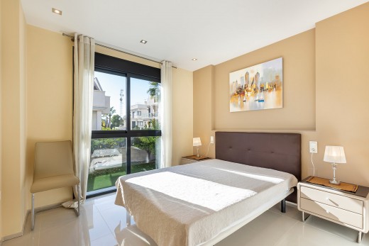 Reventa - Chalet - Orihuela Costa - La Zenia