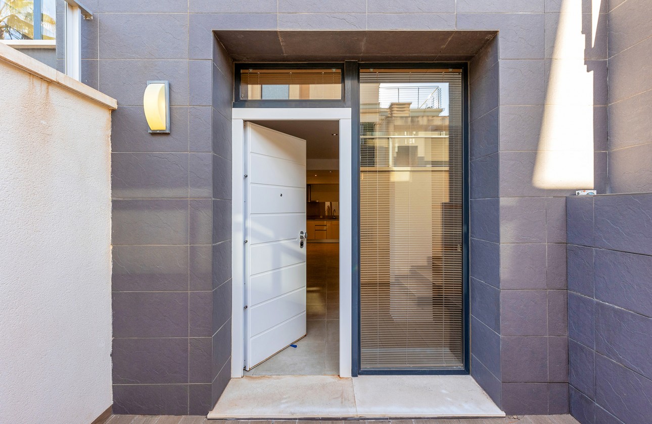 Reventa - Chalet - Orihuela Costa - La Zenia