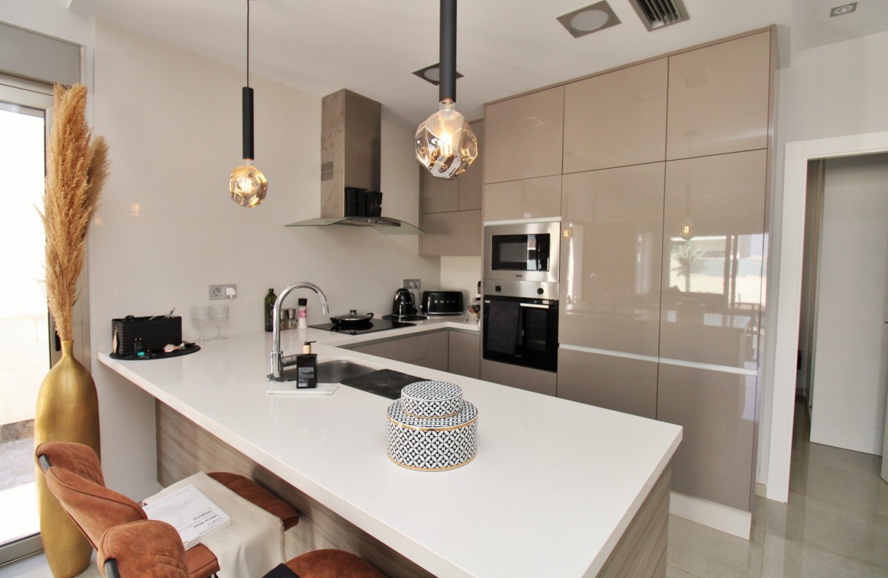 Resale - Villa - Villamartin